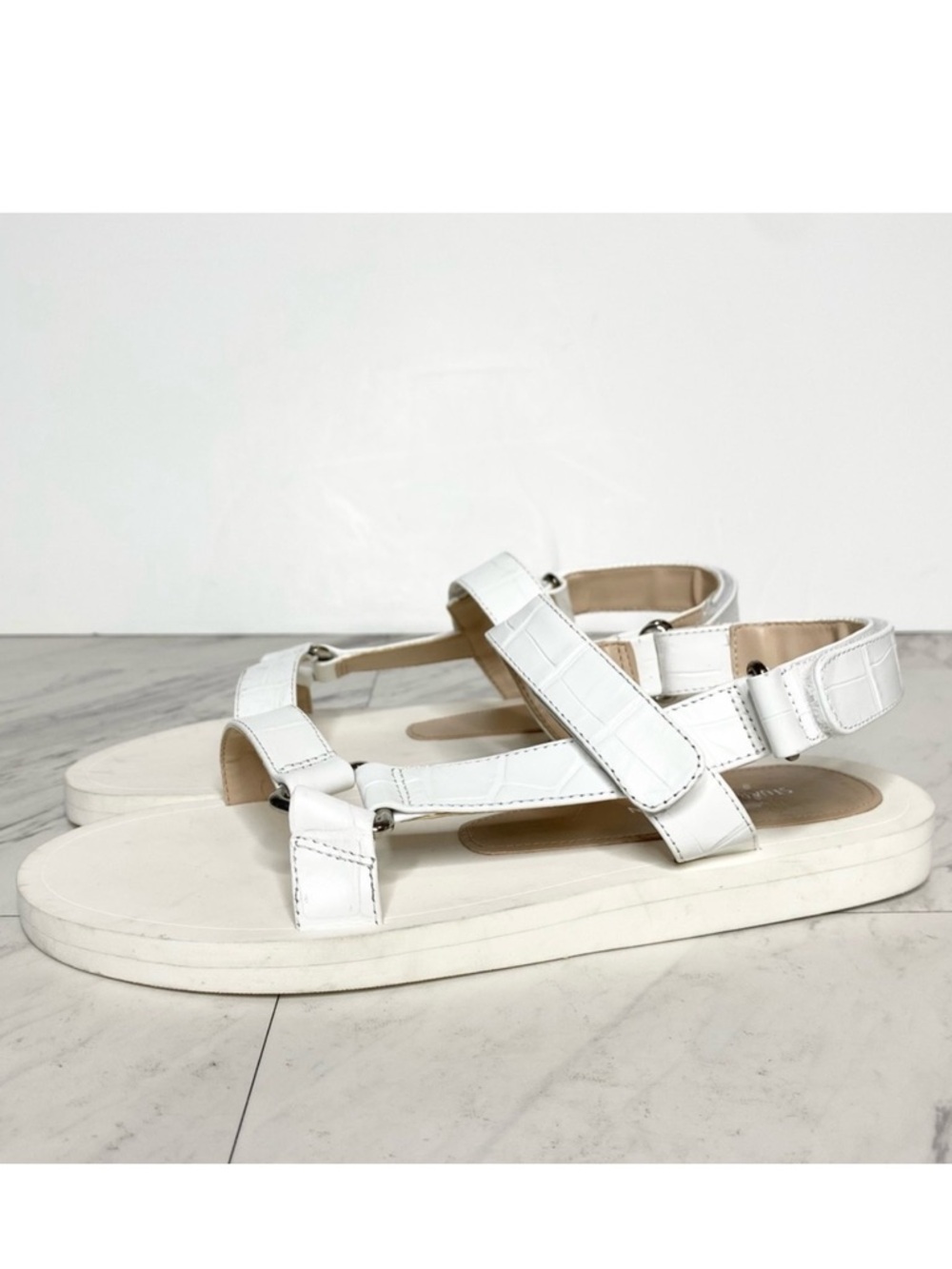 Stuart Weitzman Vail White Crocodile Sport Sandal 7B